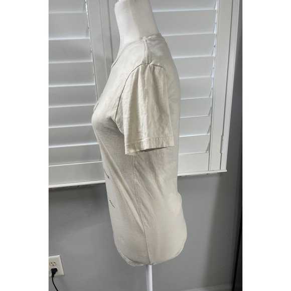 TENNIS PRO T Shirt Women Size XS Vero Beach Fitted Top Beige Mo & Co Pickle Ball - Picture 4 of 15